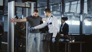 La seguridad aeroportuaria y su necesidad de reforzarla